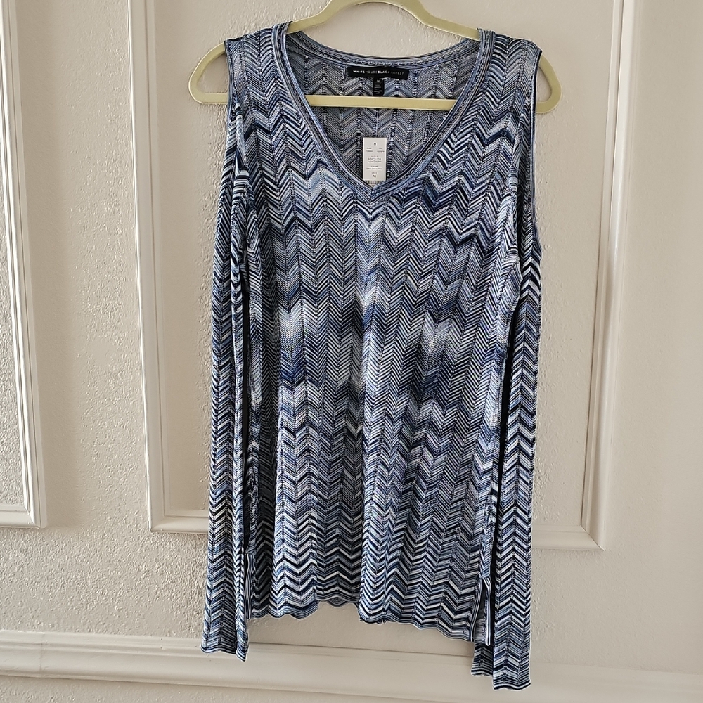 BLUE AND WHITE ZIG ZAG COLD SHOULDER.